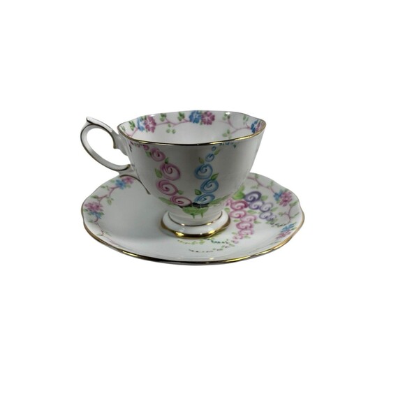 Vtg Royal Albert HOLLYHOCKS #2475 Teacup Saucer Countess Gold Rim - Picture 12 of 15